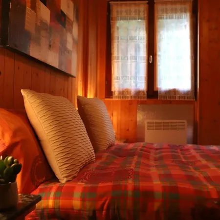Maria Con Vista Montagne - Netflix Chalet *